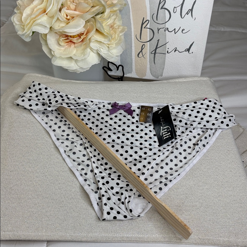 A La Folio Luli Lingerie Women’s Thong and Bikini Panties Set Luxury Intimates - Picture 13 of 16